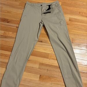 Men’s LuluLemon ABC Classic Fit Trouser